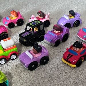 Little people in cars